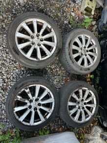 Genuine Lexus  17" Alloy Wheels