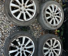 Genuine Lexus  17" Alloy Wheels