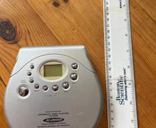 Portable cd player