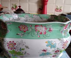 Vintage footbath