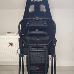 Complete Steering Wheel & Racing simulator Chair Setup for PlayStation 4/5 & PC (Logitech G29 + Original Playseat)