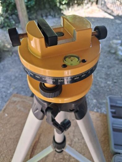 laser spirit level