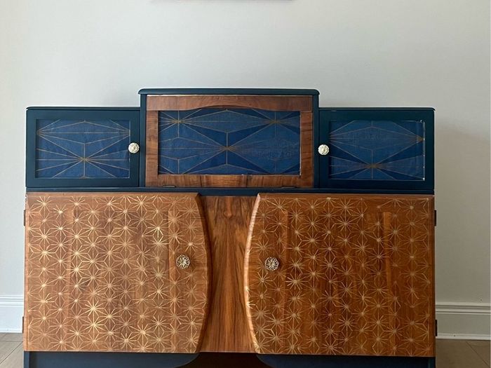 SALE!Stunning Vintage Cocktail Cabinet/Drinks Cabinet/ Sideboard