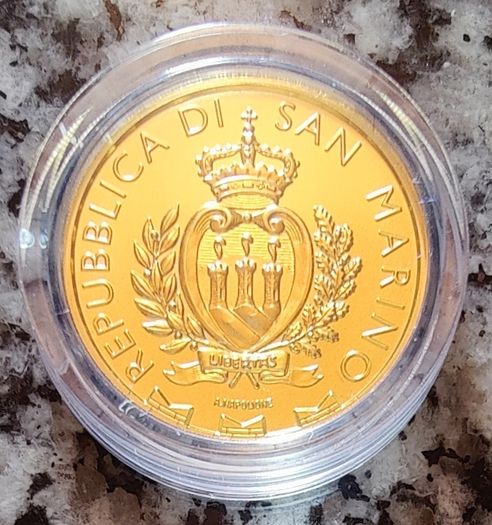 San Marino 10 Euro Gold (.999) Brilliant Uncirculated Coin 2024 - Peregrine Falcon