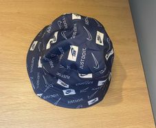 Nike reversible bucket hat