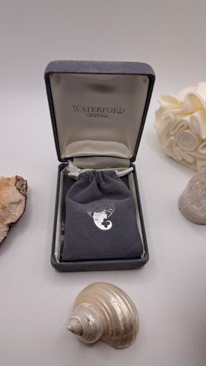 Vintage waterford keyring