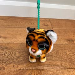 Plush toy - Interactive with leash