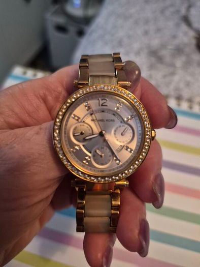 ladies watch