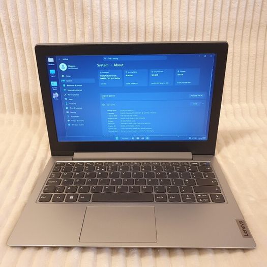 LENOVO Laptop windows 11 small and portable