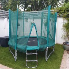 Trampoline