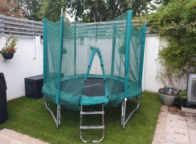 Trampoline