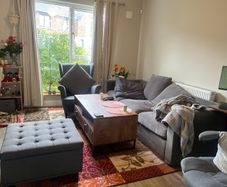 New condition 4 seater comfy sofa with washable covers