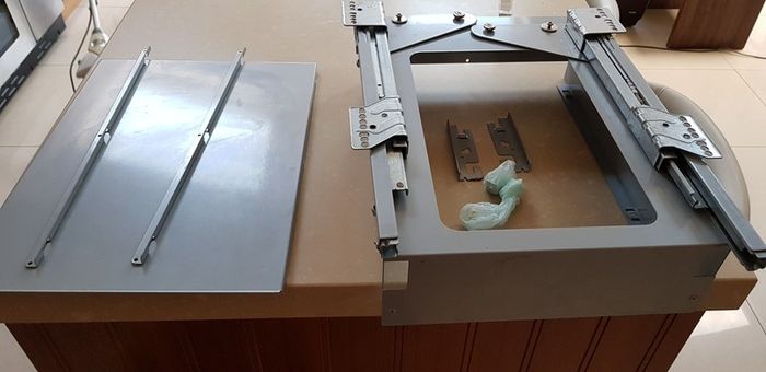 Kitchen Bin 35L
