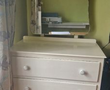 White Chest Of Drawers