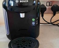 Bosch Tassimo Coffee Machine - Great Condition (with pods)