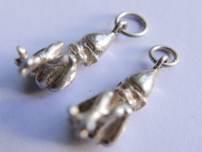 Vintage Sterling Silver 925 Good Luck Leprechaun/Irish Elf Charm Thumb Up Charm , Pendant ( 25 each)