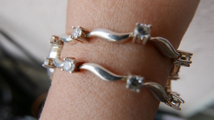 Vintage INDURO Watch for Women, Sterling Silver Bracelet Watch, Handmade 925 Sterling Silver Watch, Watch for Her Birthday Gift, Ladies Watch Japan Made (Works well, fresh battery)