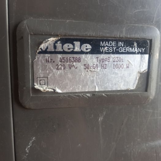 Miele Vacuum Cleaner