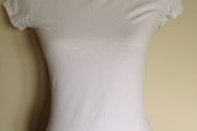 Size 10 White Fitted a Teeshirt