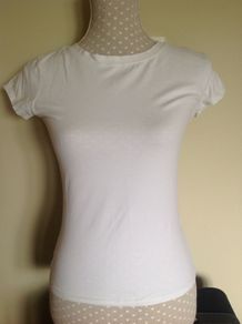 Size 10 White Fitted a Teeshirt