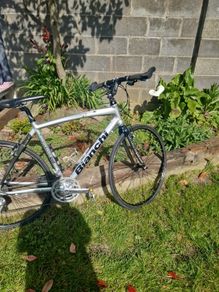 Bianchi hybrid bike