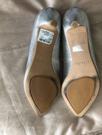 Ladies Clark's silver shoe