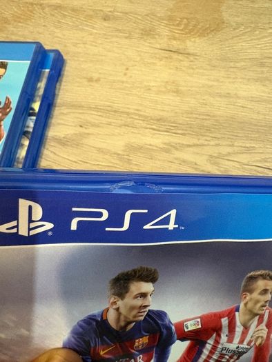 FiFA Ps4  game bundle
