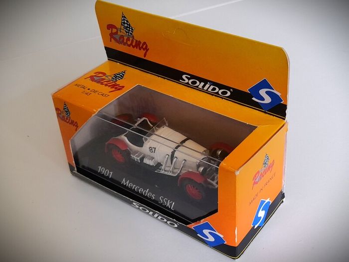 Diecast Model Mercedes-Benz SSKL - Collectable Solido Age D'Or 1:43