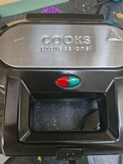 pie maker