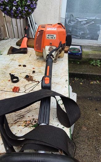 hedge clippers