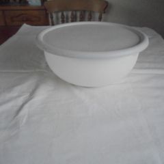 White Plastic Bowls x 4 for Sale