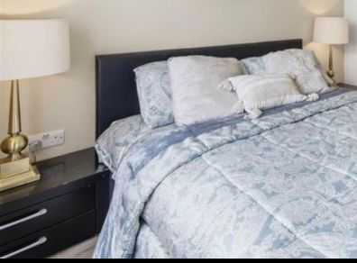 King size bed