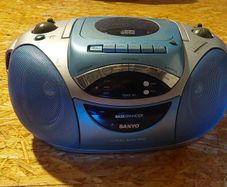 Sanyo CD, Casette & Radio player