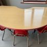 Children's table Image 5