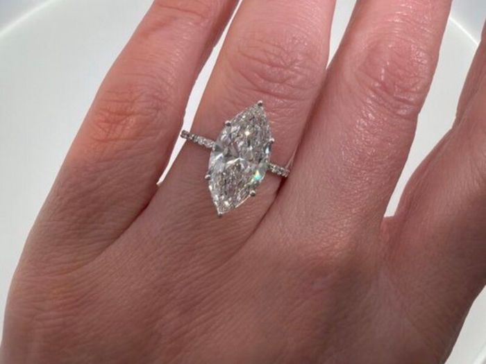 Stunning 4.19ct Marquise Diamond Engagement Ring