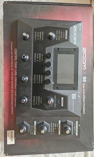 Zoom B6 Bass Multi Effects Processor