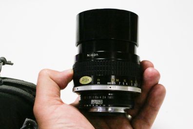 Vintage Nikon NIKKOR 105mm f/1.8 Ai-S Lens