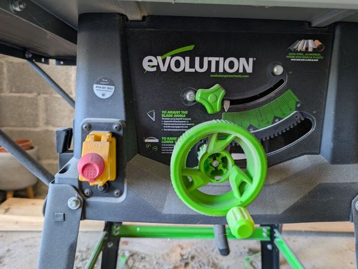 Evolution Table Saw