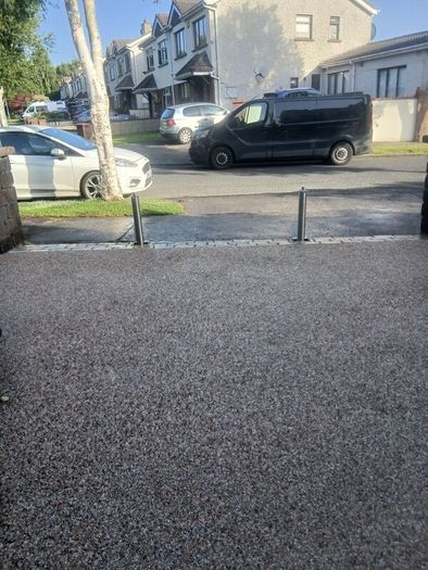 www.drivewaybollards.ie