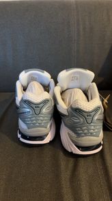 ASICS Grey White Silver Trainers Sneakers Size 42