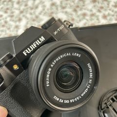FUJIFILM X-T50 + 15-45 lens kit + accessories