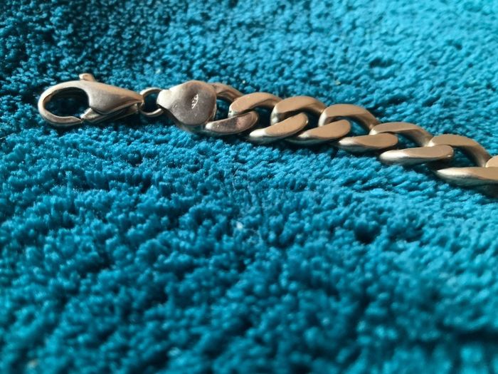 gold bracelet