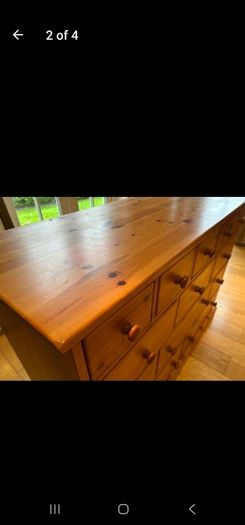 chest of drawers