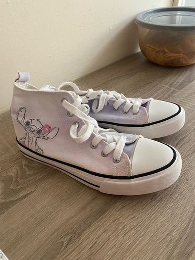 Stitch boot runners