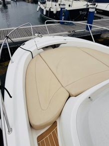 Boat - Jeanneau Cap Camarat 715 WA