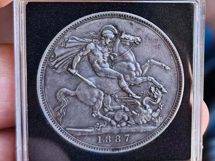 Victoria crown 1887 high grade coin