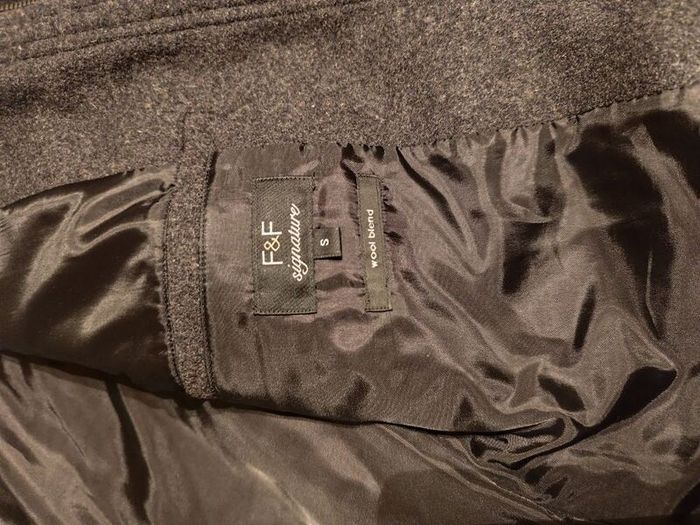 Mens wool mix jacket,FandF, very little wear in absolutely perfect condition, it's a size small, so probably a size 38, charcoal colour.