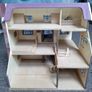Sylvanian family house with furniture Image 3