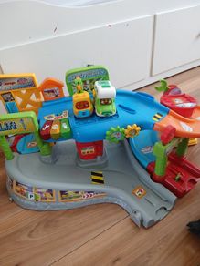 Toot Toot Garage