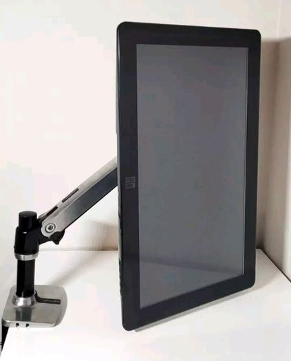 Ergotron LX Desktop polished alloy monitor stand